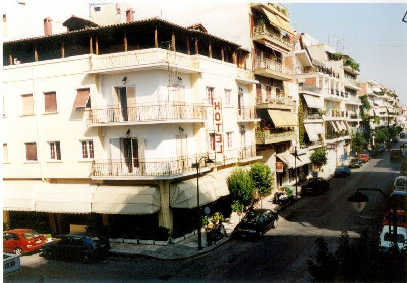 Hotel Avra Kardítsa エクステリア 写真